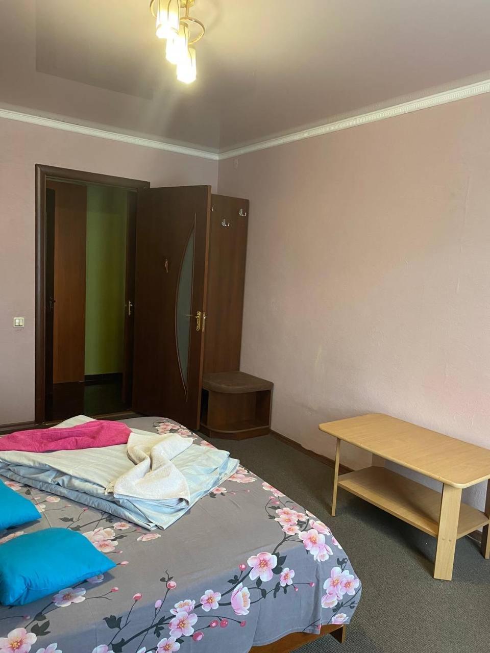 Апартаменти В Парку Uman Luaran gambar
