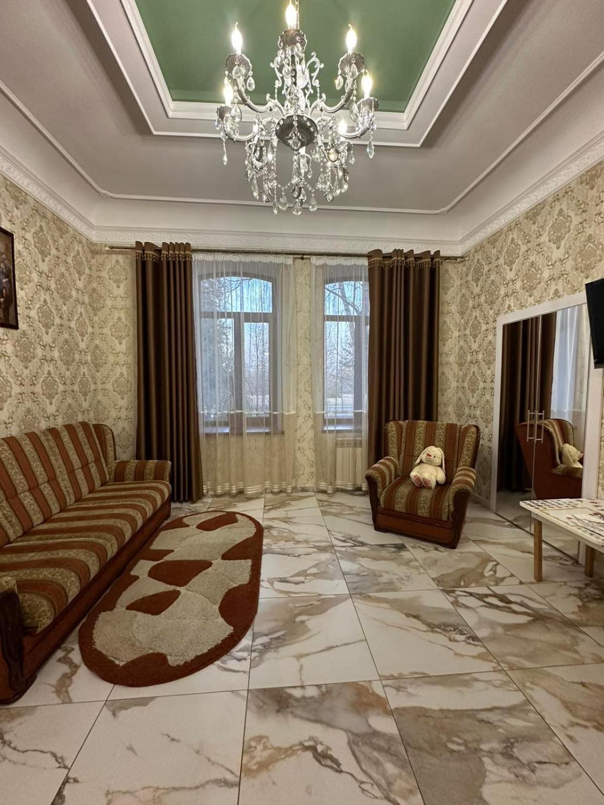 Апартаменти В Парку Uman Luaran gambar